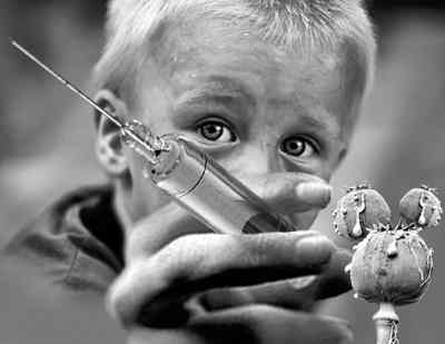 უკან, დახურულ კარს მიღმა